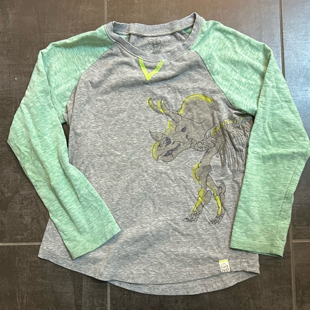 EGG New York Sz 7 long sleeve dinosaur shirt